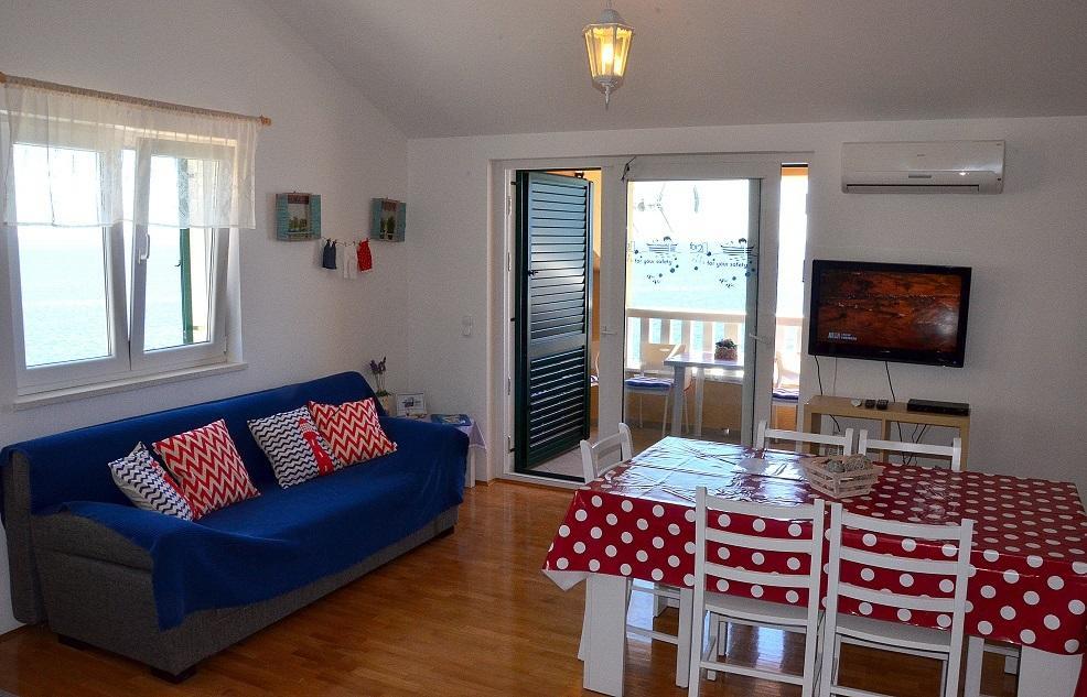 Villa Fortudor Milna  Rom bilde